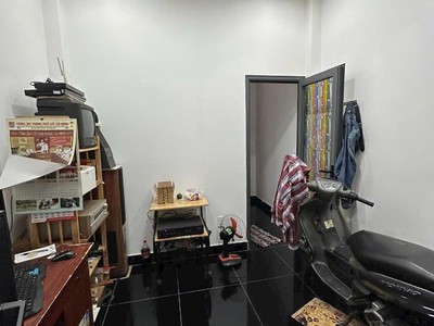 Giáp quận 10-nhà 2 mặt tiền hẻm ôtô kd-5tầng,5pn sổ vuông đẹp, hoàn công đủ xíu 6tỷ 4