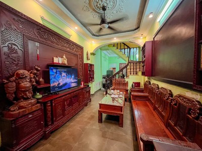 Siêu hiếm bán đất tặng nhà tại nguyễn lương bằng, đống đa, diện tích 50m2, mặt tiền 4m, chỉ hơn 8 0