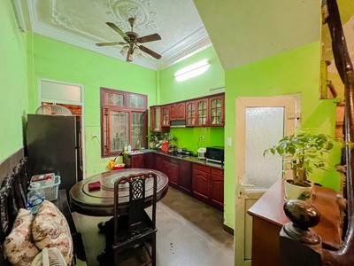 Siêu hiếm bán đất tặng nhà tại nguyễn lương bằng, đống đa, diện tích 50m2, mặt tiền 4m, chỉ hơn 8 2