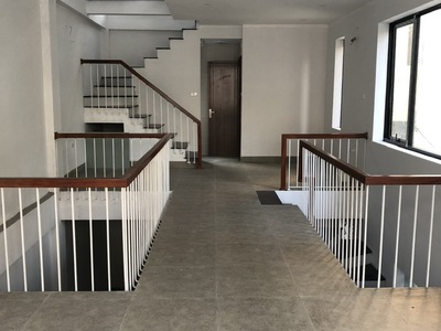 Cho thuê nhà phù hợp làm siêu thị,văn phòng,để ở ngõ 154/39 ngọc lâm ,long biên 3