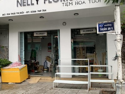 Sang shop hoa tại 104 thái thị bôi, phường chính gián, quận thanh khê 4