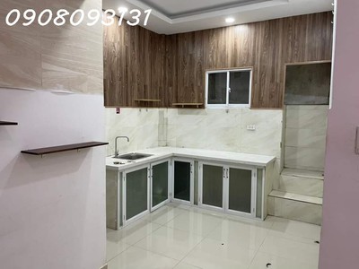 Bán nhà hẻm 304/ thích quảng đức dt : 55m2 , 3 pn giá 4 tỷ 650   còn thương lượng 4