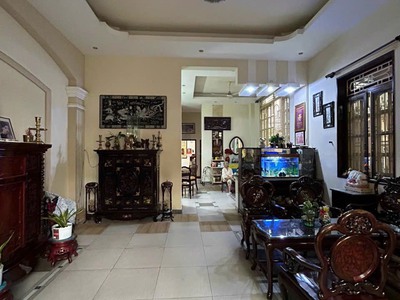 Biệt thự sân vườn mặt tiền khu tên lửa 216m2 3 tầng chỉ 2x tỷ. 1