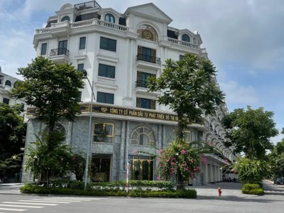 Cần bán nhanh liền kề kiến hưng, thang máy,2 thoáng, full nội thất 0