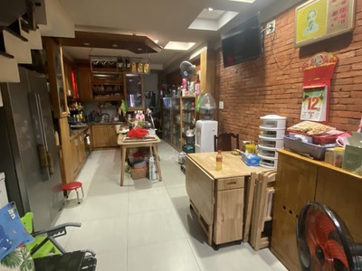Xuất ngoại bán gấp nhà mặt tiền 5 tầng 183 huỳnh văn bánh p12 phú nhuận - tặng toàn bộ nội thất cao 3