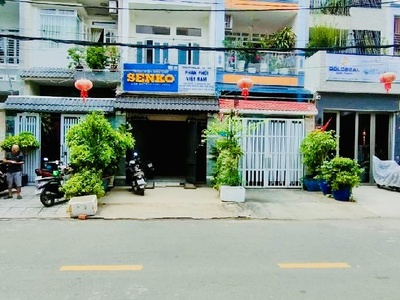 Mặt tiền kinh doanh gần aeon mall - 100m - 2 tầng - 7 phòng ngủ - nhỉnh 8 tỷ 0