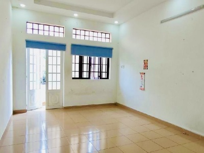 Mặt tiền kinh doanh gần aeon mall - 100m - 2 tầng - 7 phòng ngủ - nhỉnh 8 tỷ 3