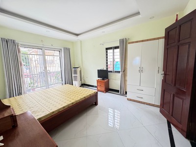 Bay Gấp NHÀ 32m 5 Tầng  Ngay Phố nhổn, oto bánh đỗ cửa, Lô Góc, Sát Vành Đai 3.5, hơn 3 tỷ 2