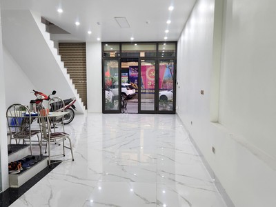 Cho thuê mặt bằng đẹp  2 mặt tiền Thái Hà, mặt tiền rộng 8m Đống Đa, Hà Nội - diện tích 70m2 x 4 tần 0