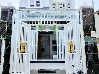 Nhà sổ hồng riêng 1942/113 huỳnh tấn phát thị trấn nhà bè - hẻm xe hơi đậu trước nhà thoải mái 0