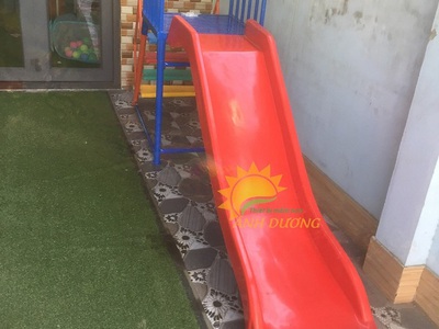 Cầu trượt đơn cho bé, cầu trượt giá rẻ, cầu trượt hồ bơi 0