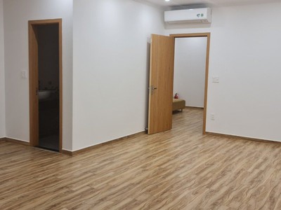 Cho thuê sàn văn phòng tầng 2 90m2 tại Vinhomes Marina, giá 8tr 3