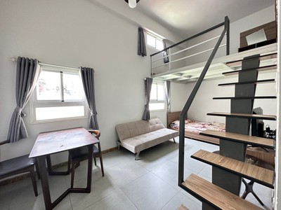 Căn hộ dịch vụ kèm nội thất   cửa sổ thoáng, ánh sáng tự nhiên ngay Q7 4