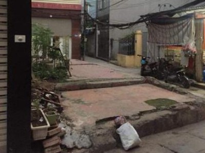 Bán đất 48m, lô góc ô tô đỗ cửa ngõ nông thông các ngã ngay thôn 3 vạn phúc, thanh trì giá 5x tr/m 0