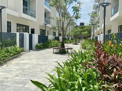 Biệt thự nội đô giá ưu đãi nhất thị trường,mặt đường lê quang đạo 1