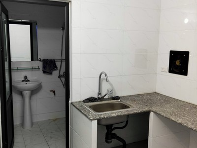 Chính chủ cần cho thuê nhà c4 mới xây tại số nhà 45 đường đoan tĩnh - hải yên - móng cái - quảng 3