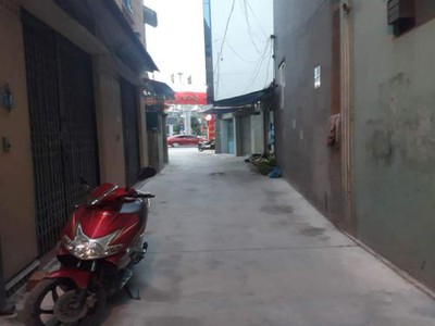 Chính chủ cho thuê nhà diện tích 62m2 mặt sàn và 40m2 gác xép ở tứ hiệp, thanh trì 1