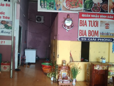 Chính chủ cần sang nhượng quán do mình chuẩn bị vô sài gòn cần sang lại quán cơm, đồ nhậu 3