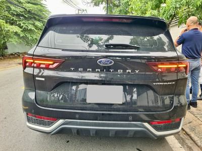 Ford Territory Titanium X - chính chủ- đăng ký lần đầu 05/2023 3