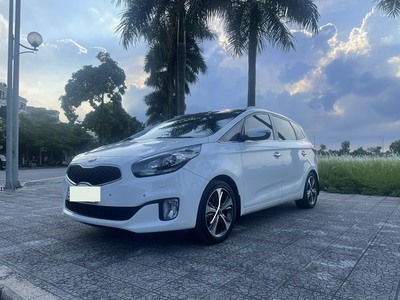 Chính chủ bán xe Kia Rondo máy xăng 2.0,bản full 0