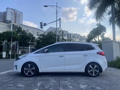 Chính chủ bán xe Kia Rondo máy xăng 2.0,bản full 5