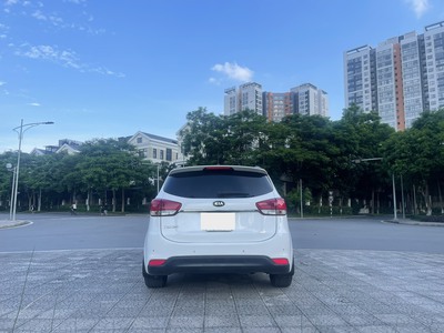 Chính chủ bán xe Kia Rondo máy xăng 2.0,bản full 8