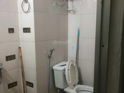 Chính chủ cho thuê nhà tập thể Hào Nam, ngõ 8 Vũ Thạnh, Đống Đa, HN. 5