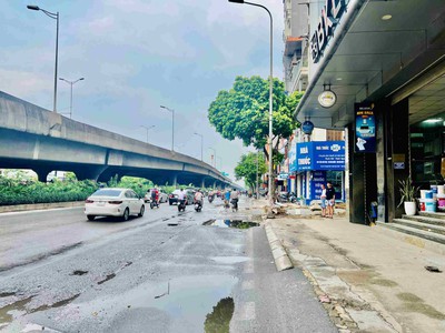 Biệt thự đơn lập-vỉa hè-160m2-mt 11.5m-4t-đường 7.5m- ngõ 214 nguyễn xiển 0