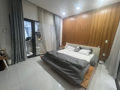 Mặt tiền cô bắc gần nguyễn trãi phố chợ, 55m2, 3 tầng mới xây 2 năm 0