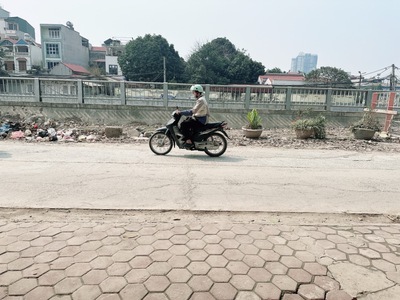Nhà mặt phố,ngõ rộng kinh doanh tôt đát nở hậu ngô quyền -hà đông, dt:130m, giá 7,7 tỷ 1