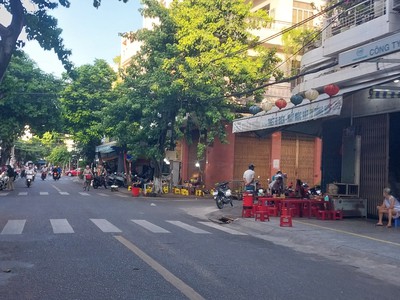 Mặt tiền cô bắc gần nguyễn trãi phố chợ, 55m2, 3 tầng mới xây 2 năm 3