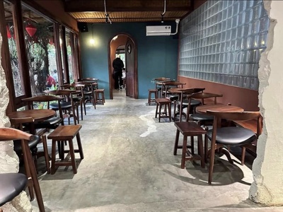 Cho thuê nhà sân vườn mặt tiền trần bạch đằng, sơn trà   ngang 8m 3