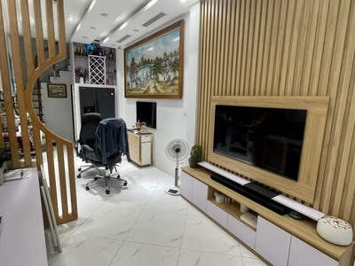 Bán nhà 5 tầng giá tốt ngõ đường láng đống đa hà nội 0