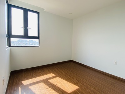 Chính Chủ Bán căn hộ Him Lam Phú An  69m2, 2PN,2WC  Giá 2.6 Tỷ, Hướng Ban Công Đông Nam Cực Mát. LH 5
