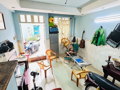 Bán nhà tân hoà đông, phường 14, quận 6.dt 27m2 x 5 tầng  4 x 8 . giá 2.95 tỷ tl. 0