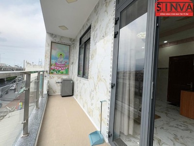 Cho thuê Căn Hộ Dịch Vụ Penthouse Quận 7, Ngay Mặt Tiền Huỳnh Tấn Phát 8