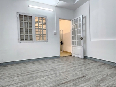 Nhà nguyên căn cho làm chdv hẻm 10m gần mt nguyễn phúc chu, tân bình 3