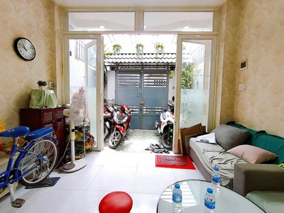 Hiếu - kẹt vốn làm ăn bán nhà   trần cao vân    , hẻm thông , 25m2, 2 tầng,  2pn chỉ  5 tỷ 5 3