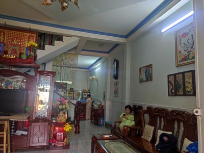 Mặt tiền kinh doanh đa ngành nghề quận 12 - hơn 110m2, ngang 5m hiếm, 3 tầng, nội thất sang xịn - 2