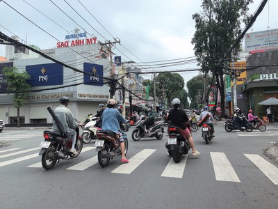 Siêu phẩm 4 lầu đẹp lung linh hẻm 220 nguyễn văn khối 100m2 ngang 5m ngay cv chỉ 14.5 tỷ. 0