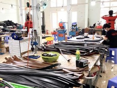 Xưởng XTC chuyên sản xuất các mặt hàng đồ da 0