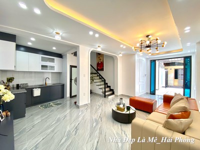 Bán nhà xây mới tinh phố đình đông, diện tích 52m 3 tầng sân cổng riêng, giá 2.6 tỉ 1