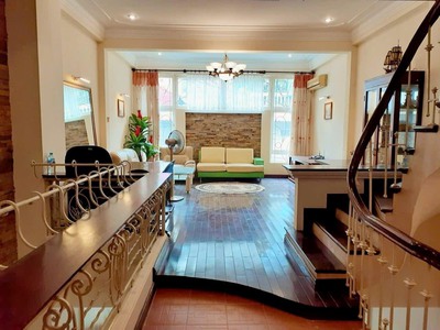 Bán nhà phân lô - ô tô tránh kinh doanh đỉnh 66mx4 tầng đống đa 17.9 tỷ. 2