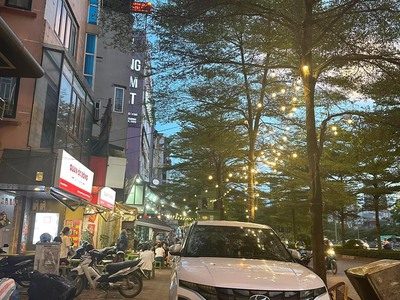 Bán tòa mặt phố đống đa vỉa hè, 3 thoáng 2 hầm, 2 thang 250mx12 tầng 218 tỷ. 3