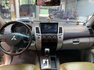 Bán xe Mitsubishi Pajero Sport D 4x2 AT - 2011, vô nhiều đồ chơi, giá 420tr. 2