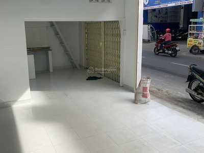 Bán nhà mặt phố 8.6 3.3m đường thích quảng đức, phú nhuận   nhà đang cho thuê 15tr/tháng 3