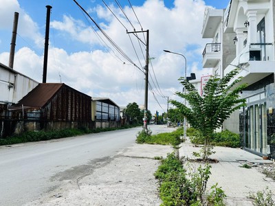 Bán đất 85m2 ngang 5 mặt đường 12m ngay khu an phú sổ sẵn giá 2.6 tỉ tl khách mua nhanh 2