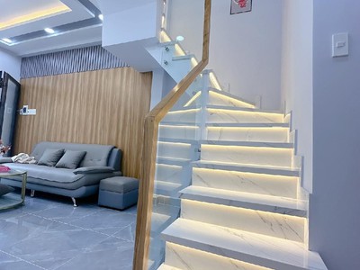 Bán nhà q.6 - đường tân hòa đông - nhà mới  2 tầng - nội thất cao cấp - 45m2 -  5.3 tỷ 2