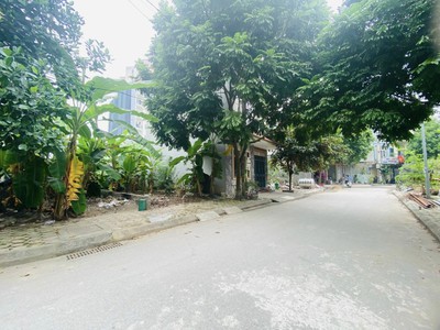 Bán gấp đất nền tái định cư bình yên đường to vỉa hè rộng mặt tiền đẹp giá rẻ 50m nhỉnh 2.7 tỷ 1