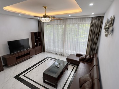 Tôi cần cho thuê gấp nhà mới hoàn thiện 5t, sát góc trong kđt sầm uất, ở kết hợp kd sinh lời bền 2
